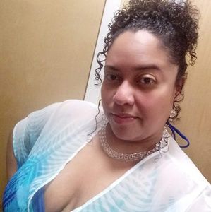 Meet your Posher, Ana